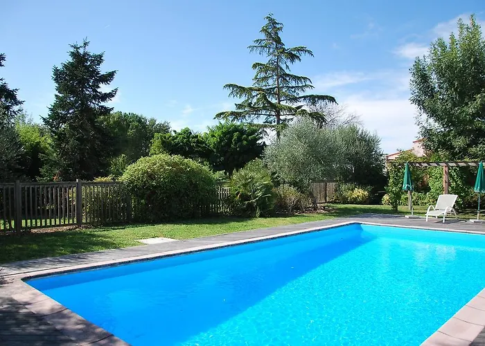 Le Barry, Toulouse Nord Szálloda Gratentour